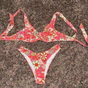 Retro floral underwire bikini